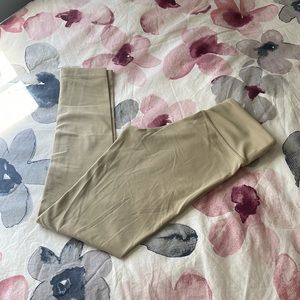 TNA Aritzia Leggings Size XS